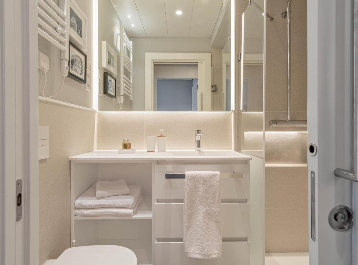 2 Bedrooms City Center Pizzaro I Madri Exterior foto